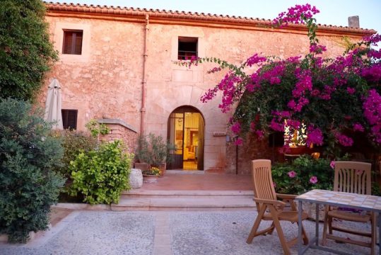 Sa Carrotja Mallorca boutique hotel rural slow travel ses salines